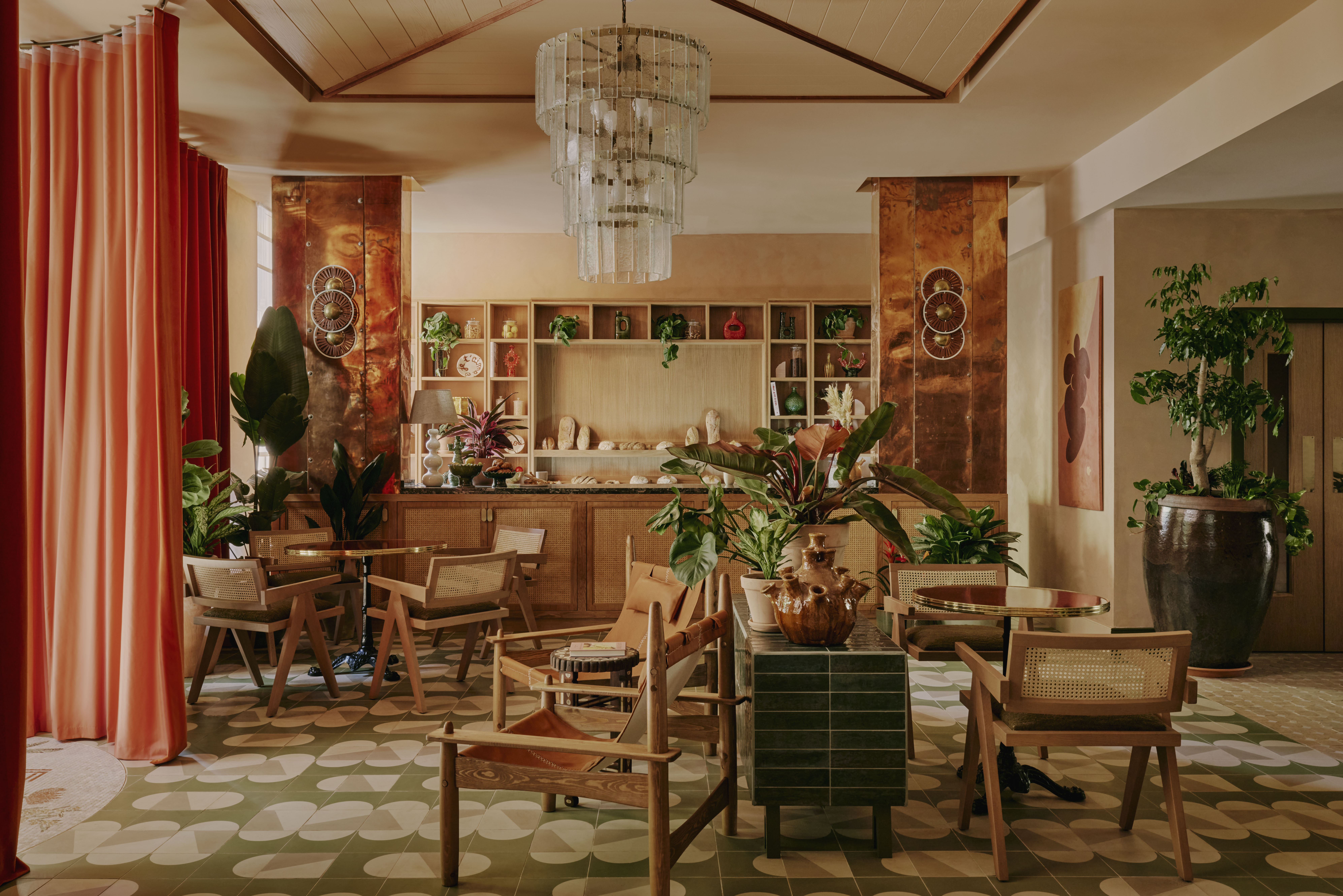 Ember Locke, Kensington 40/50