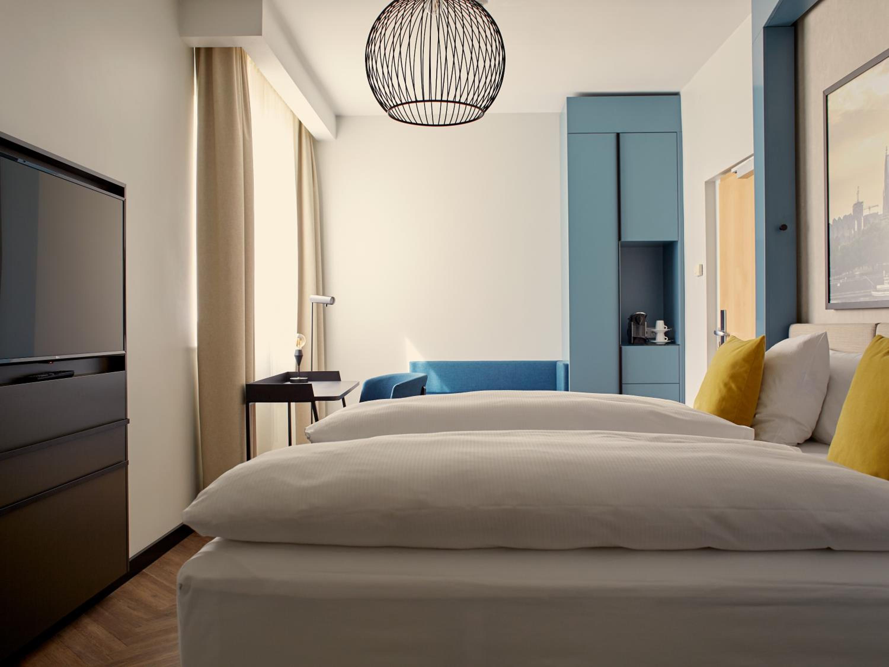 Deluxe, Double Bed