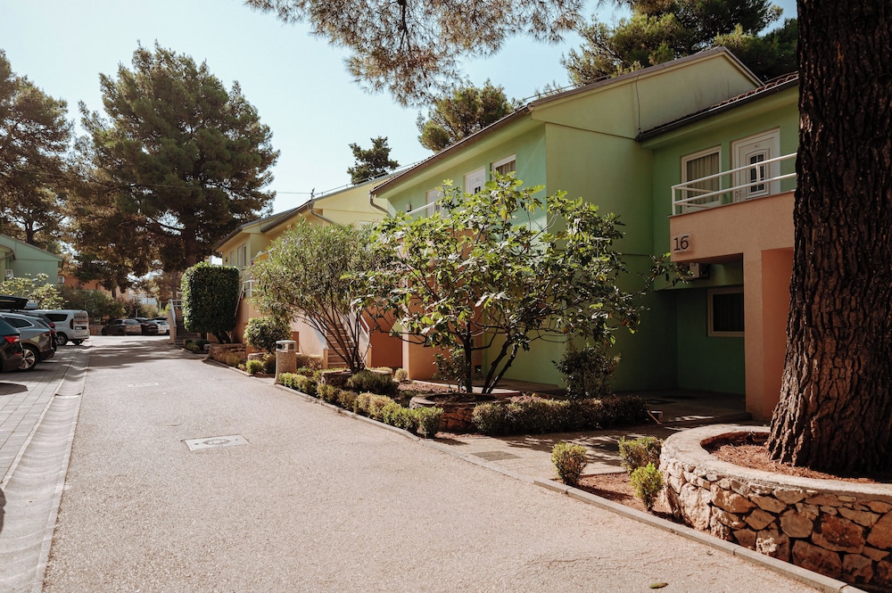 Matilde Beach Resort 38/50