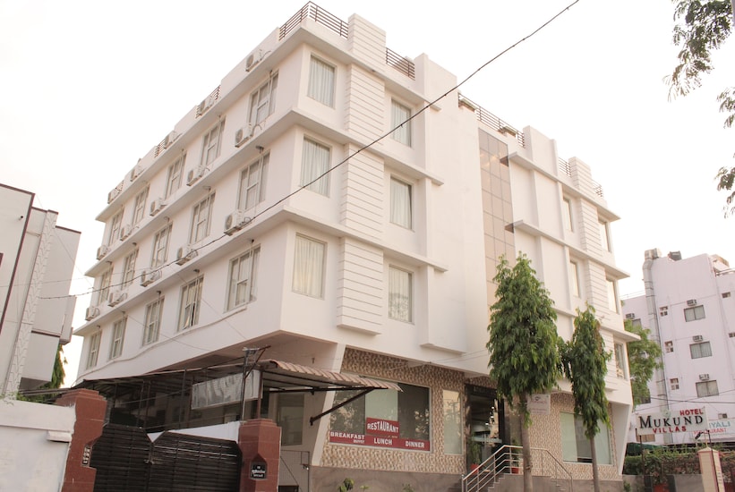 Hotel Mukund Villas 7/48