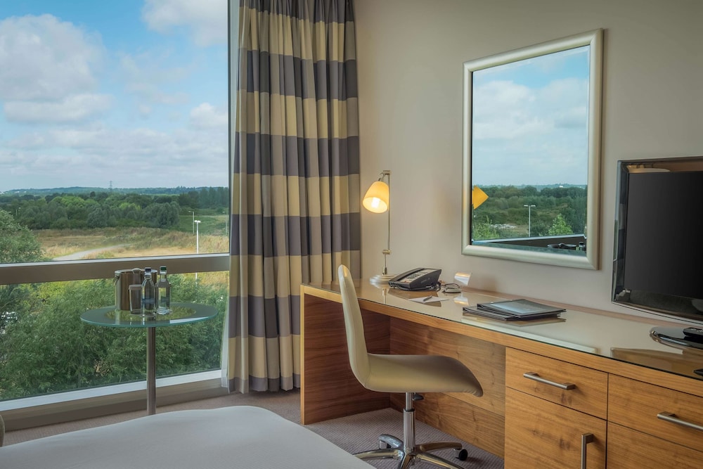 Hilton Reading Hotel 30/55