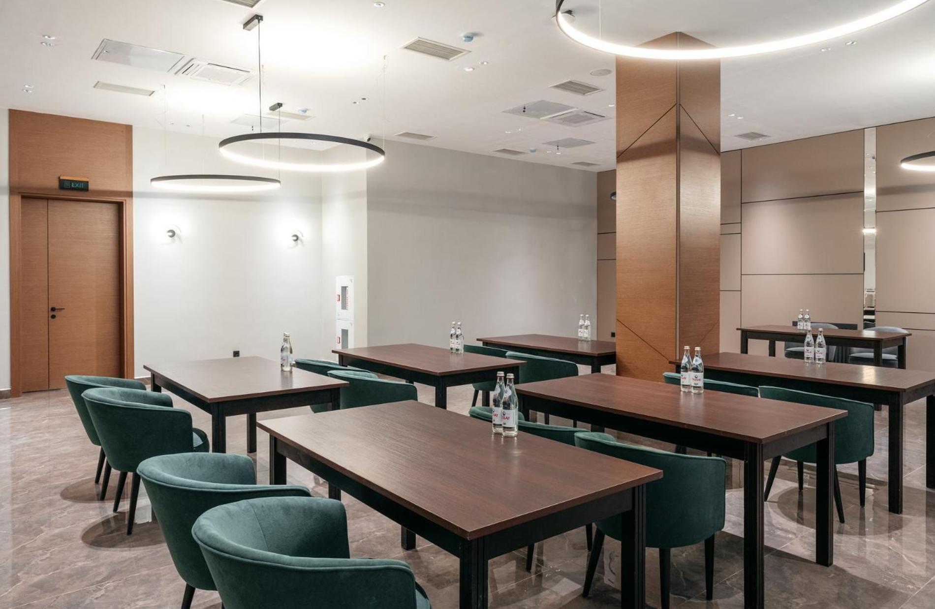 Raavah Aparthotel Almaty 48/59