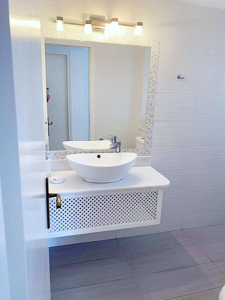 Antiparos View 50/50