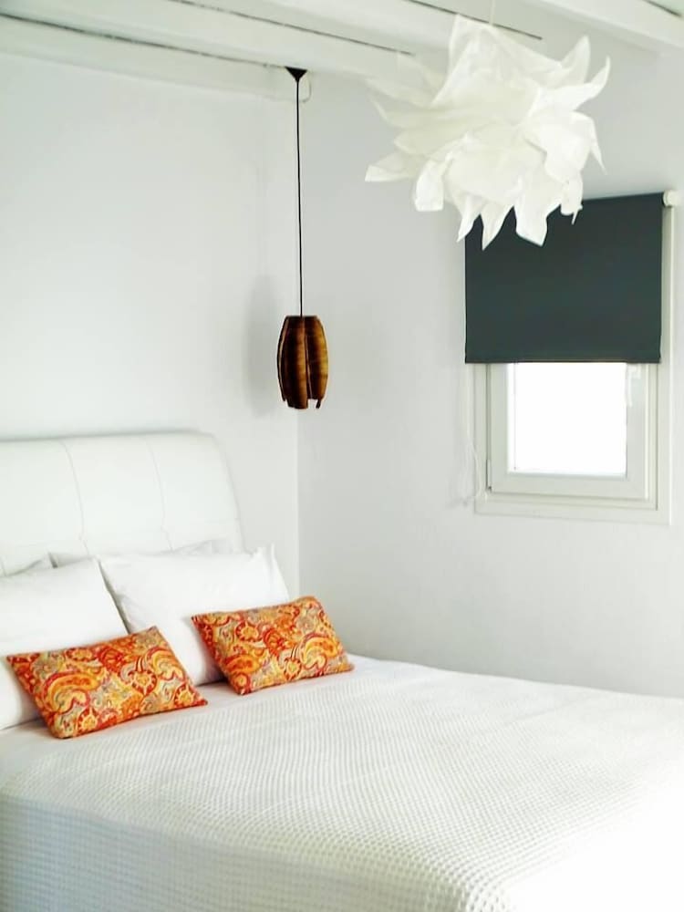 DELUXE, SUITE, SEA VIEW