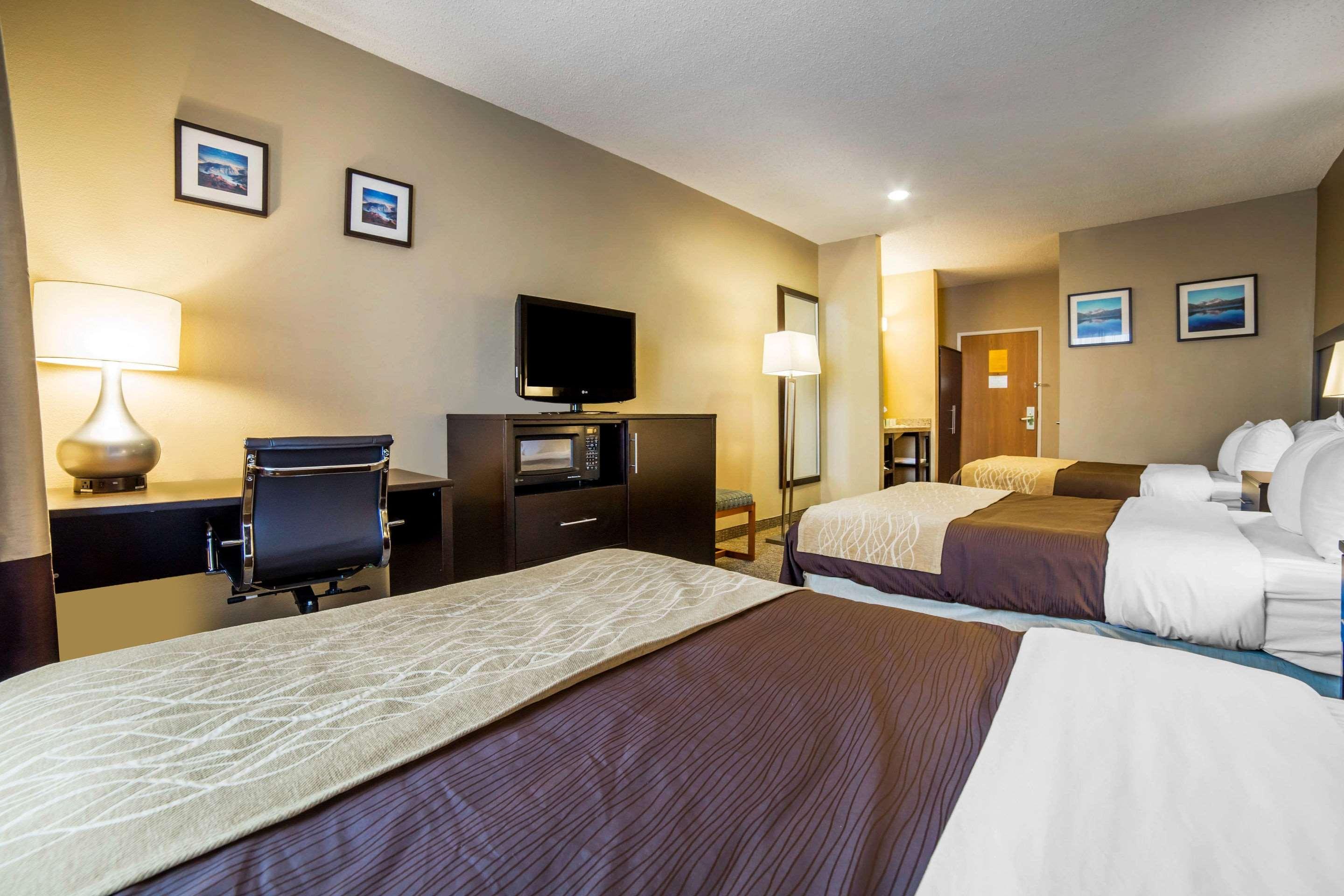 Room, Double Bed 3/6