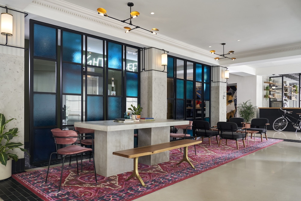 Hotel Rendale Washington DC 40/58