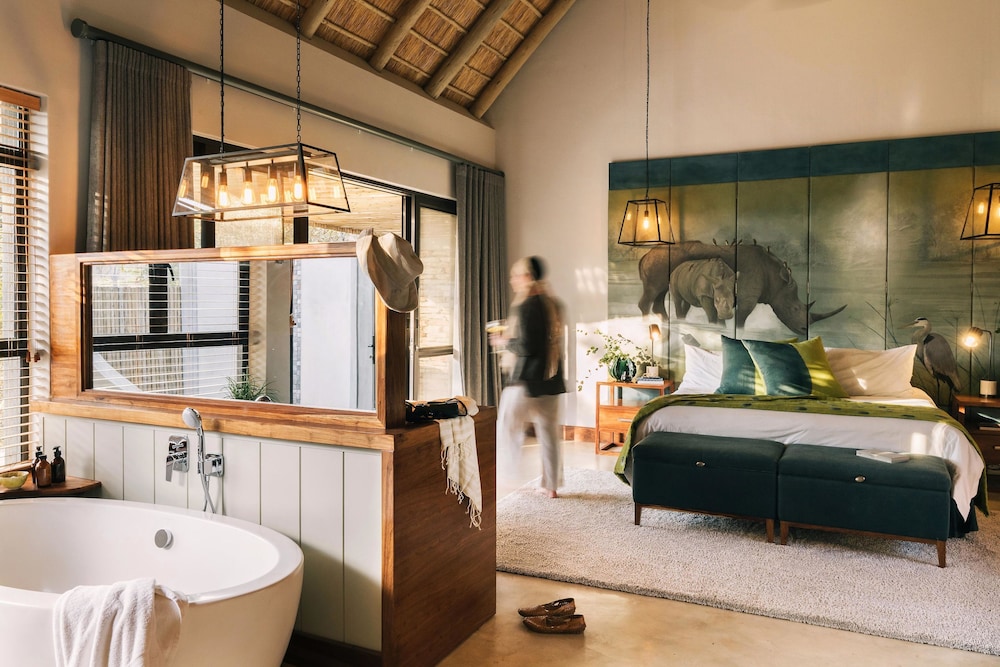 Simbavati Camp George 50/50