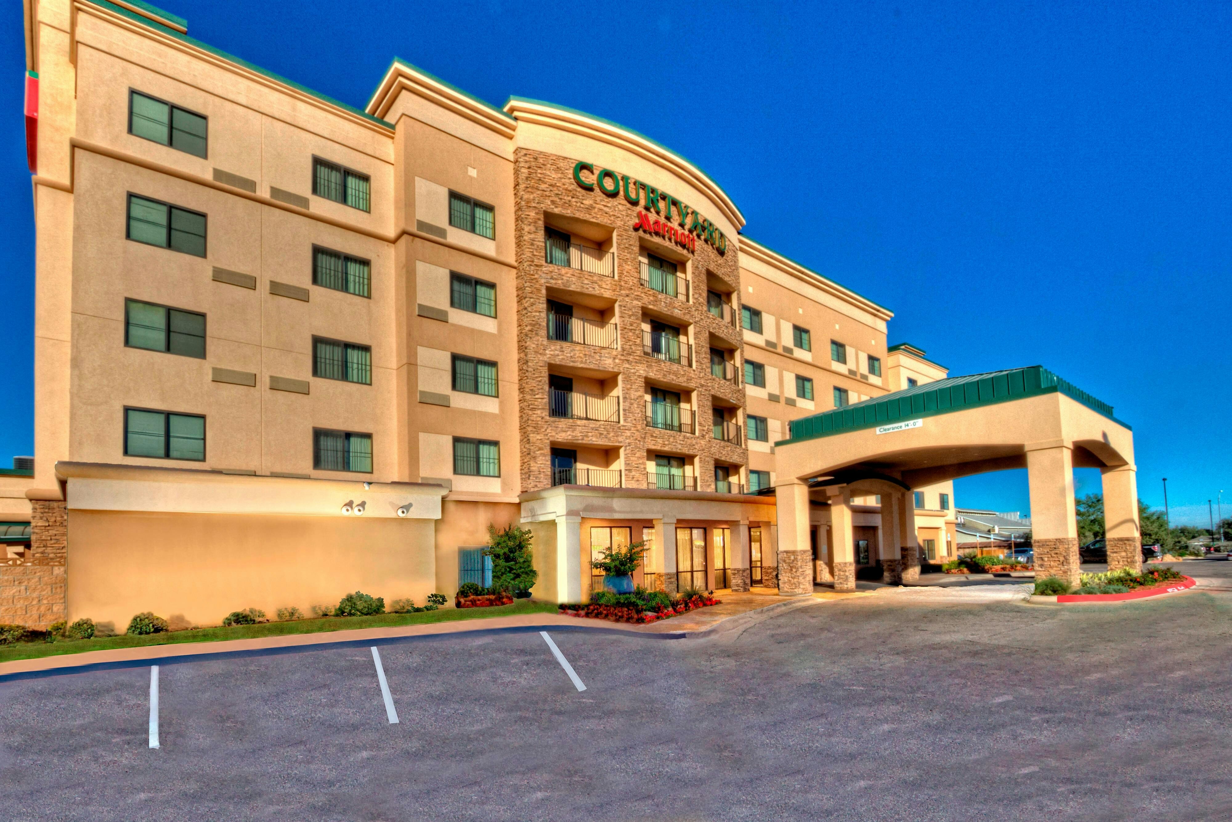 Courtyard By Marriott Midland 49/51