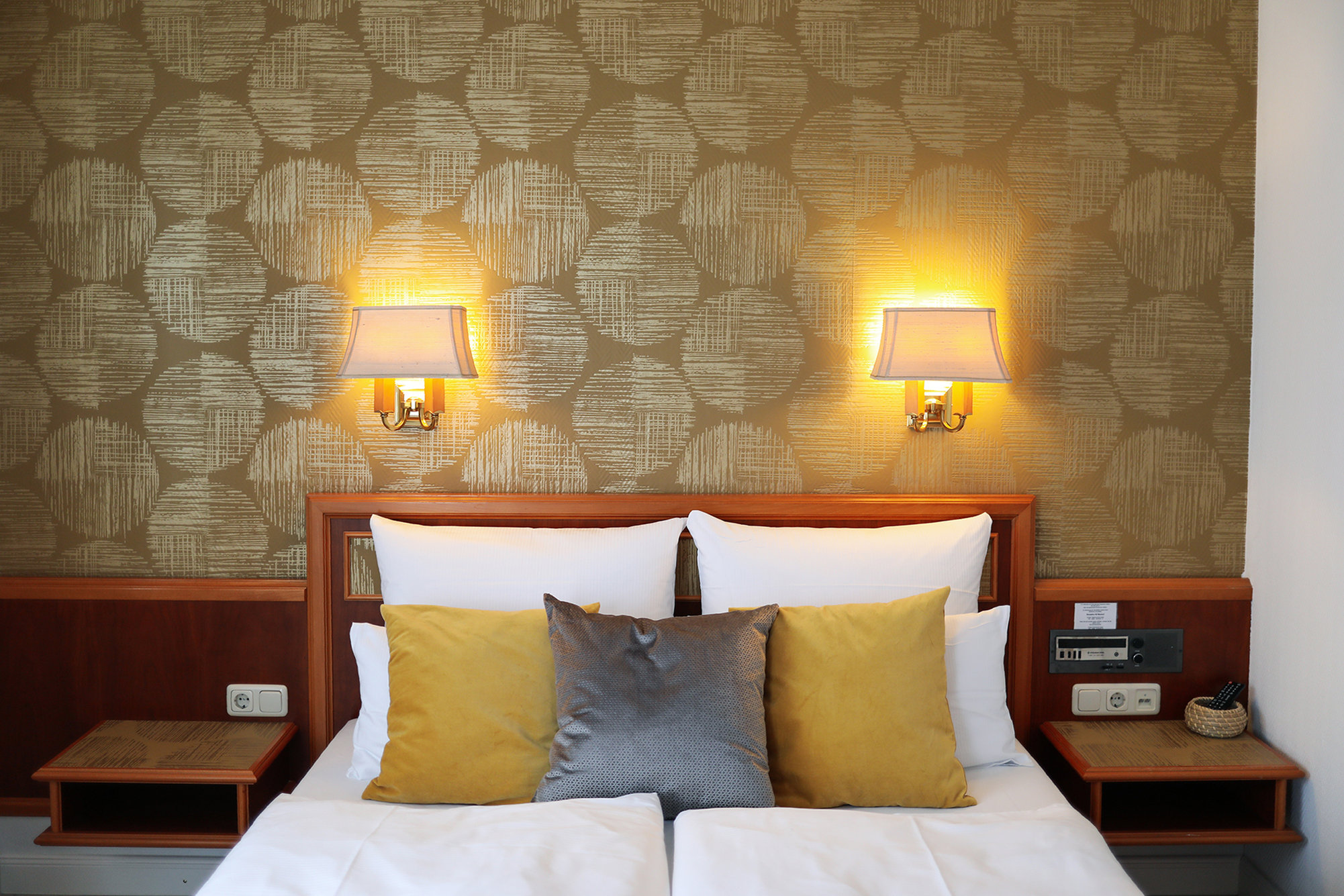 Boutique Hotel Krone Muenchen 8/18