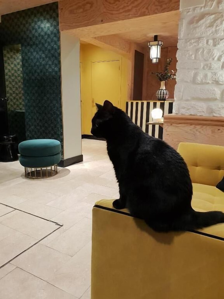 HOTEL DENFERT MONTPARNASSE 27/33