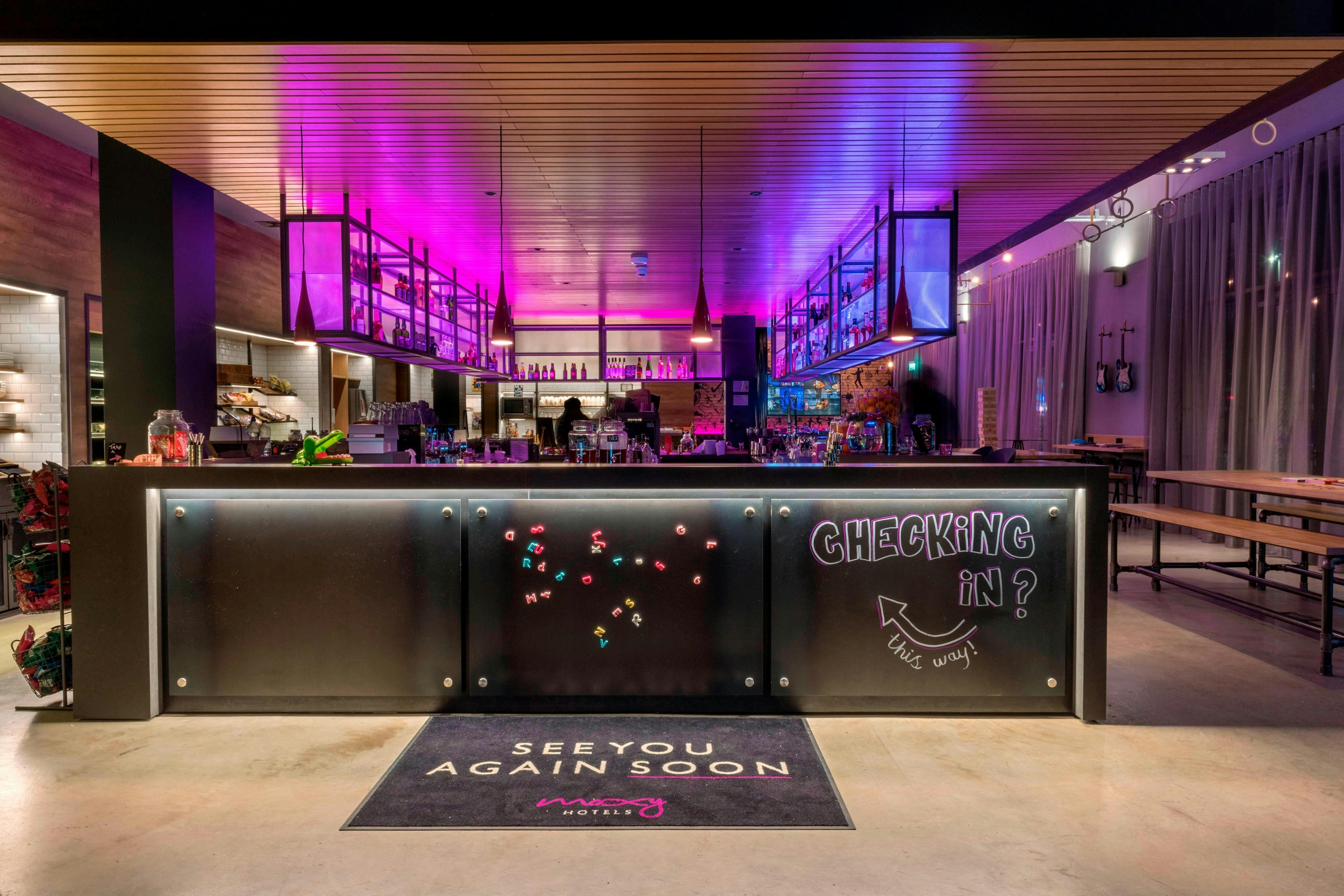 MOXY LONDON STRATFORD 3/42
