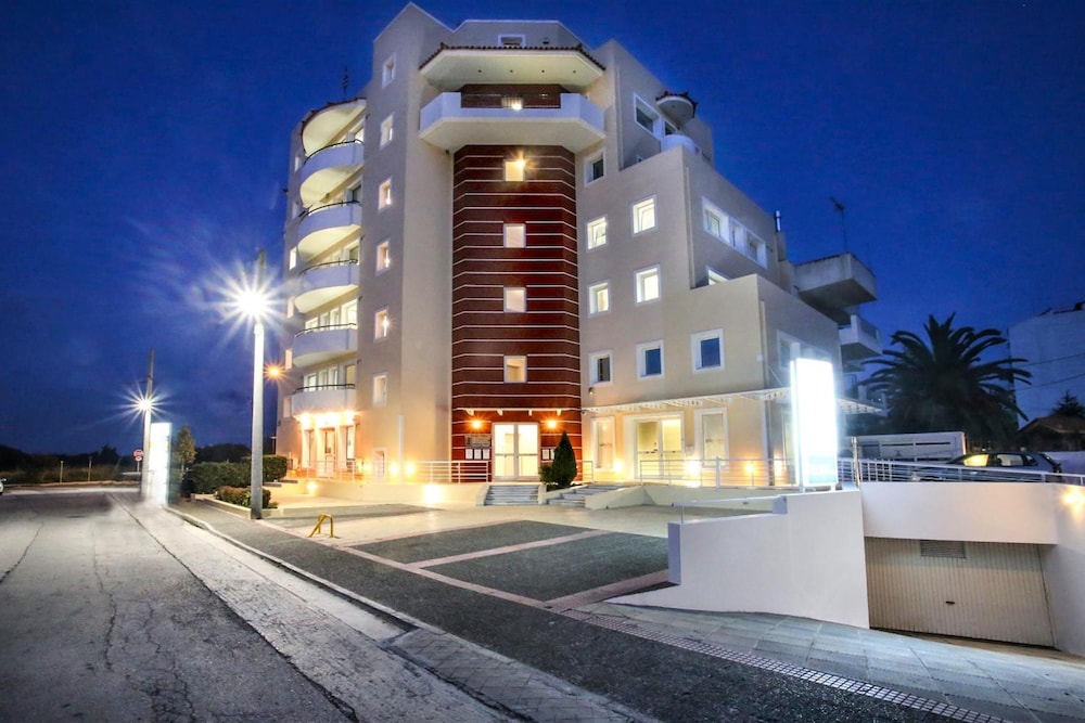 GK Airport Suites 3/49