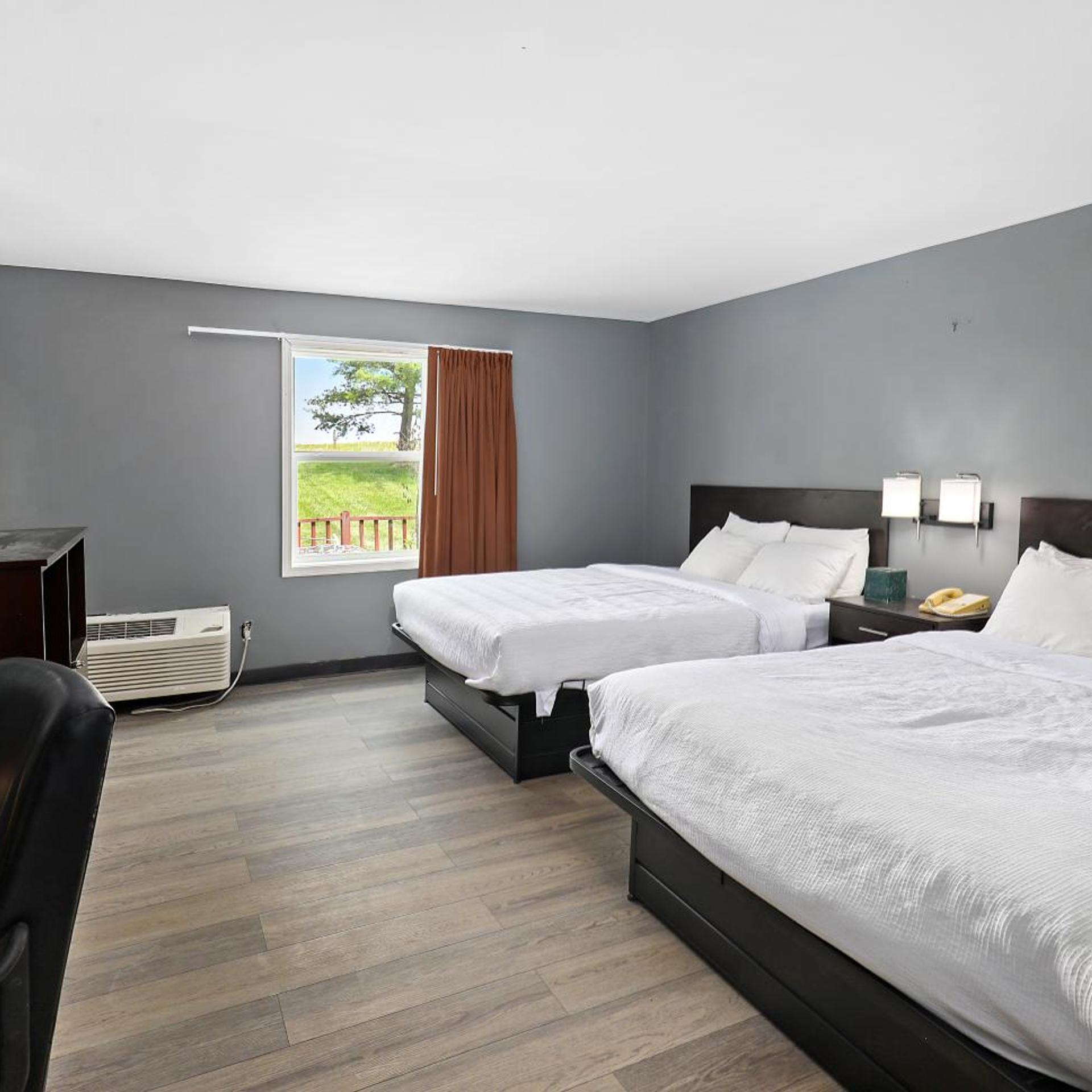 Four Seasons Country Inn 16/45