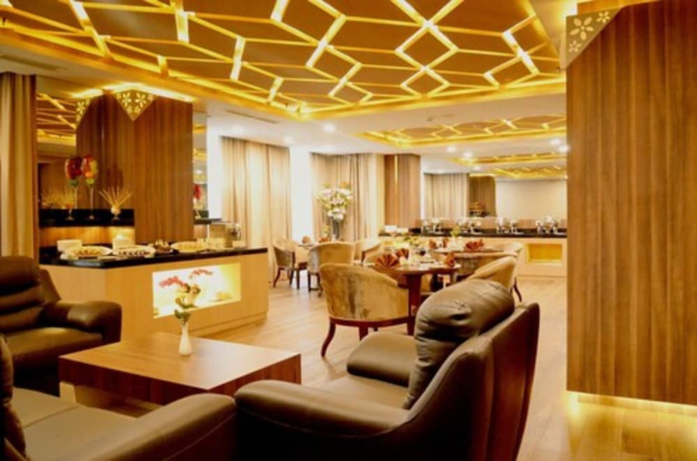 Nagoya Hill Hotel Batam 38/44