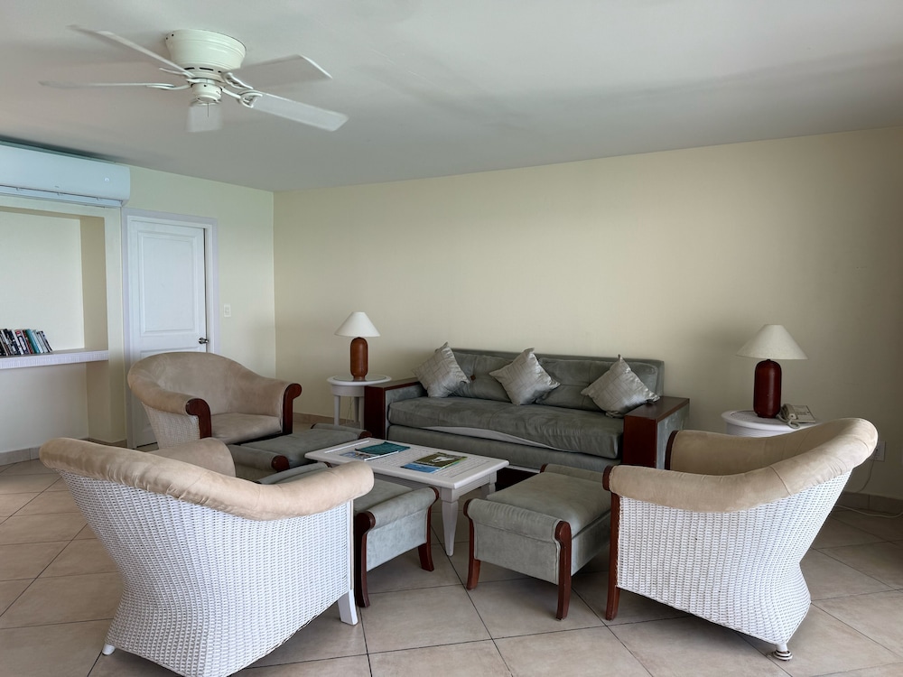 Sapphire Beach Club and Resort 20/50