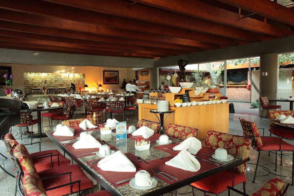 Hosteria Las Quintas Hotel and Spa 57/69