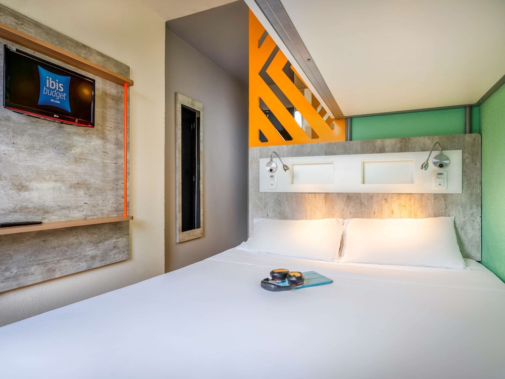 Ibis Budget SP Centro Sao Joao 5/75
