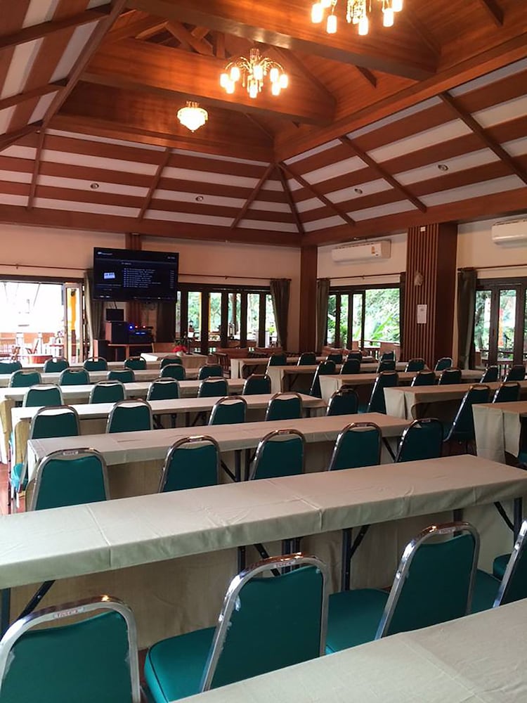 Papai Country Lodge 32/50