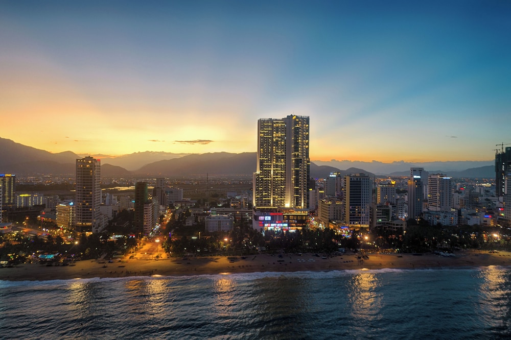Vinpearl Beachfront Nha Trang 68/74