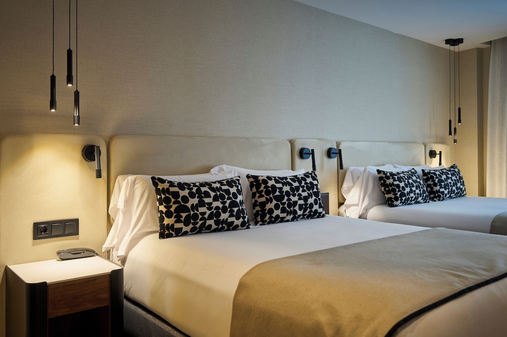 PREMIUM, DOUBLE BED
