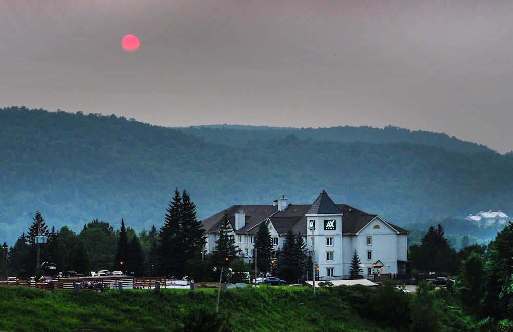 AX Hotel Mont Tremblant 8/53