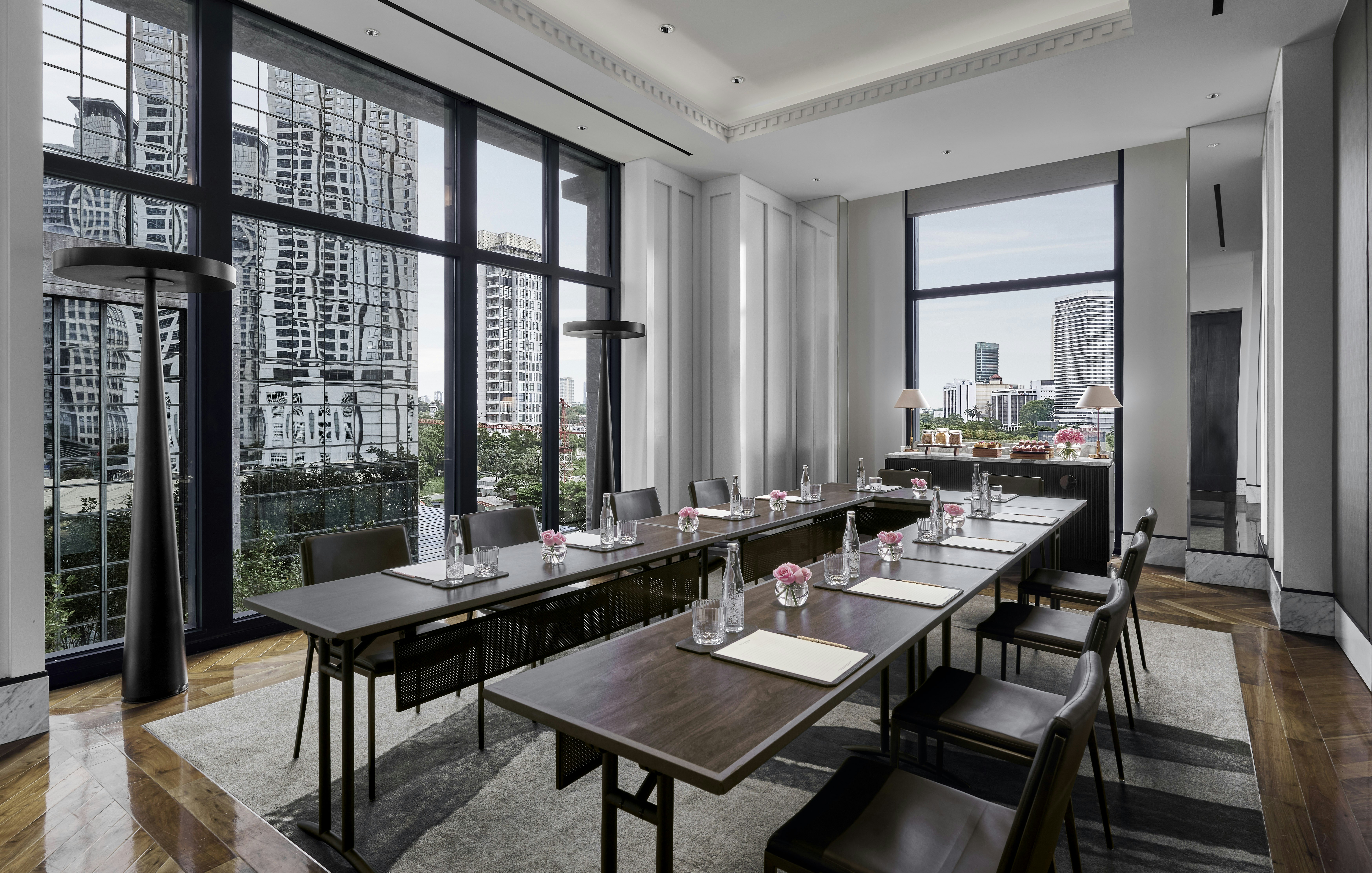 The Langham Jakarta 10/24
