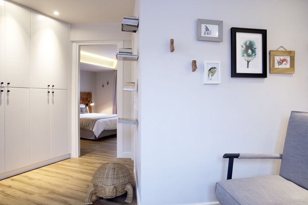 Apollon Library Suites 15/38