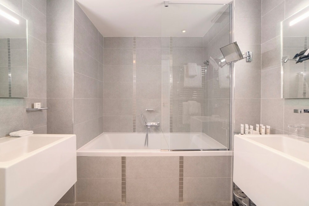 Kube St Tropez Hotel 72/74