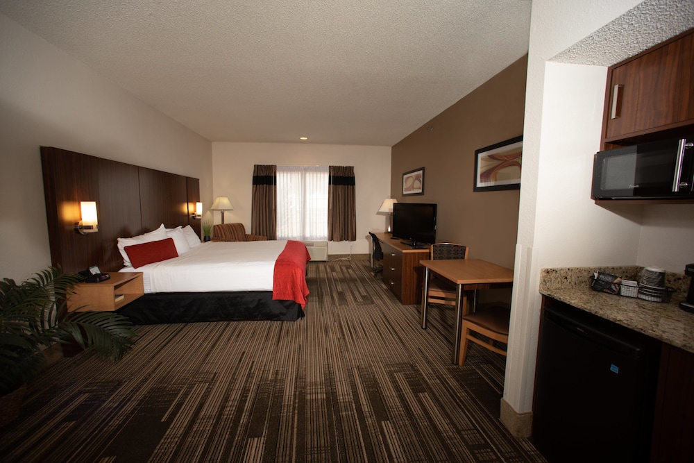 Northfield Inn Suites Conference Center 22/63