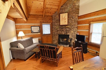 Dancing Bear Lodge 23/50