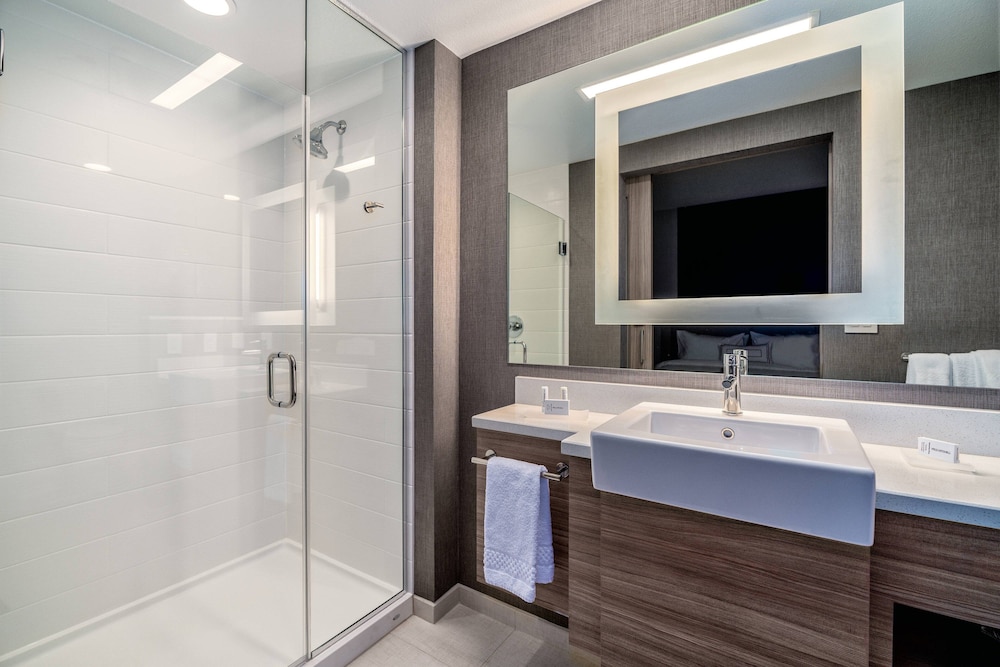 SpringHill Suites by Marriott Oakland Airport 9/33