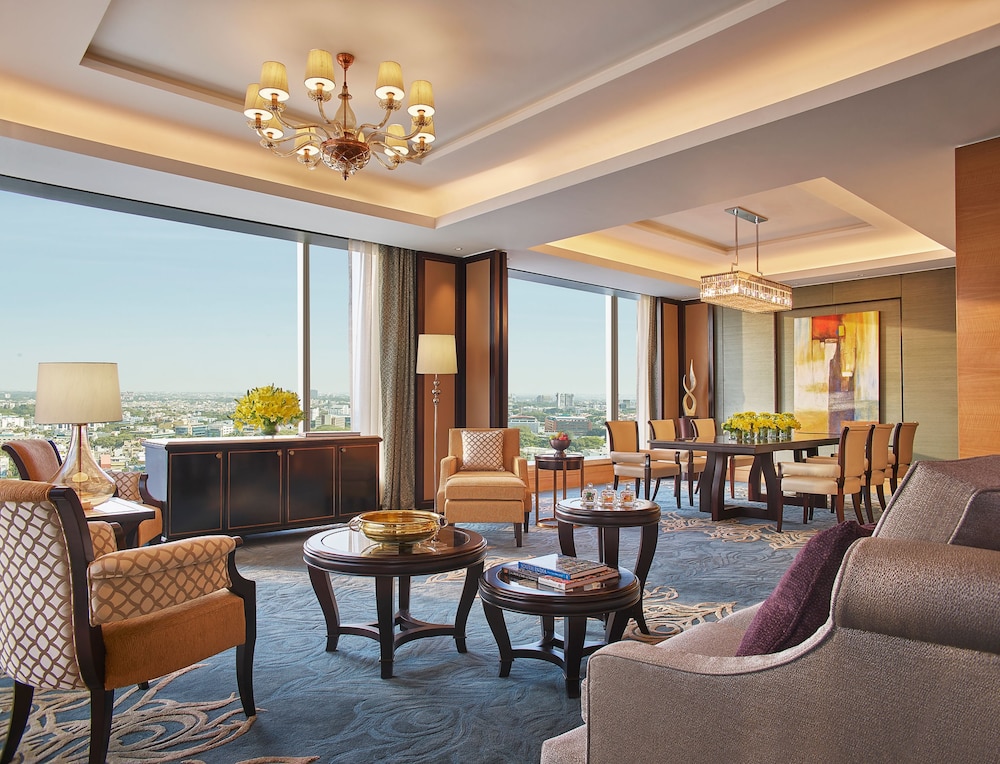 Shangri-La Hotel Bengaluru 49/82