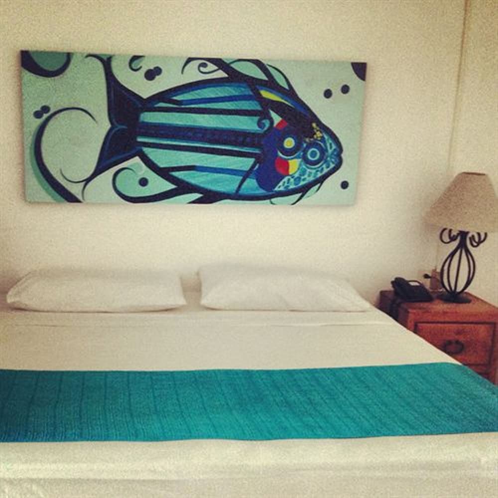 Emperador Vallarta Beachfront Hotel and Suites 31/74