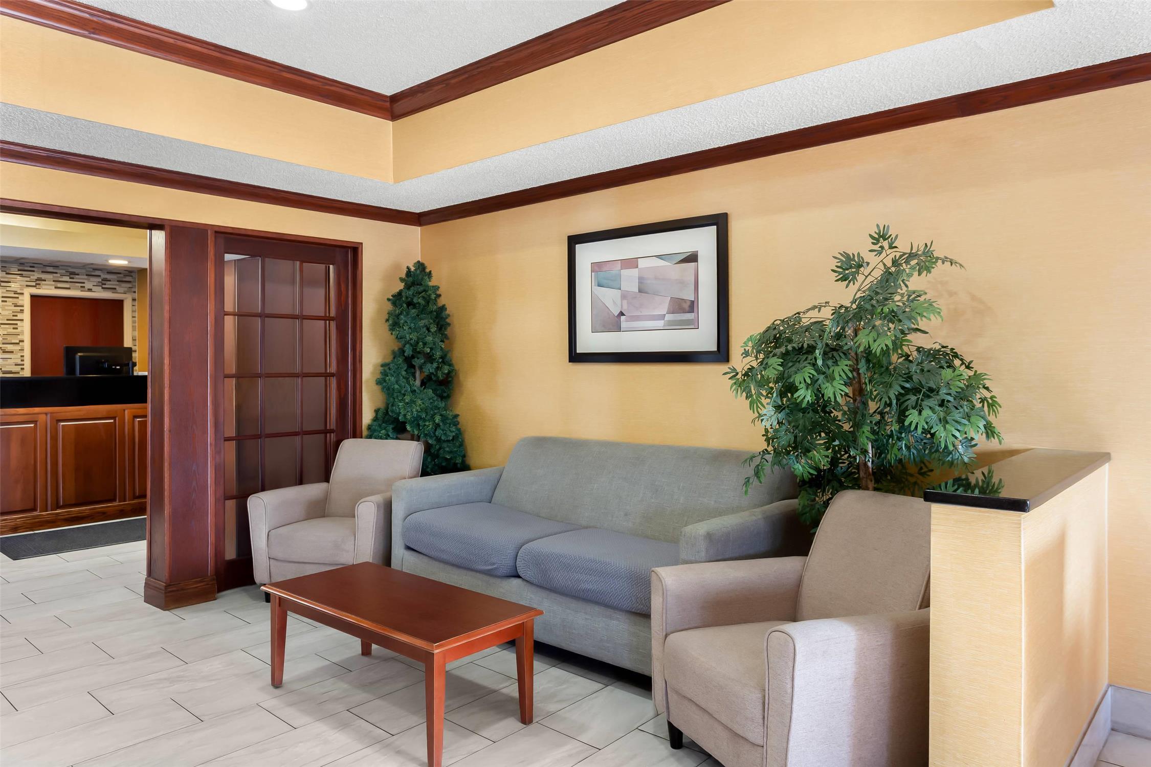 Quality Inn and Suites Niles 21/27