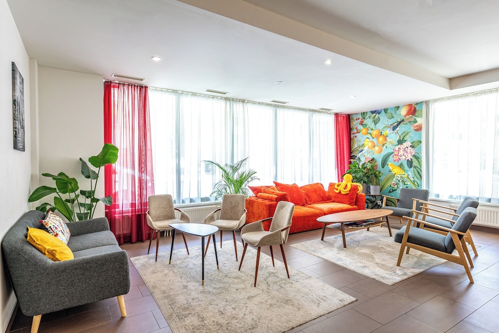 A T Holiday Hostel Wien 56/77