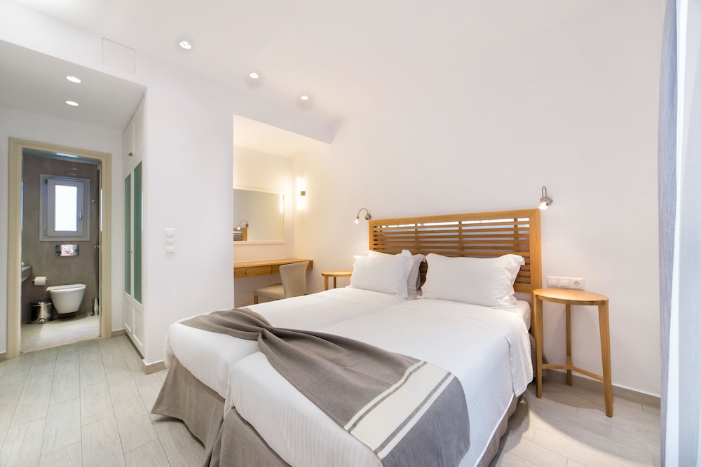 جناح سوبيريور بسريرين كوين بغرفتي نوم بحوض جاكوزي، Anemomylos Residence 4/10