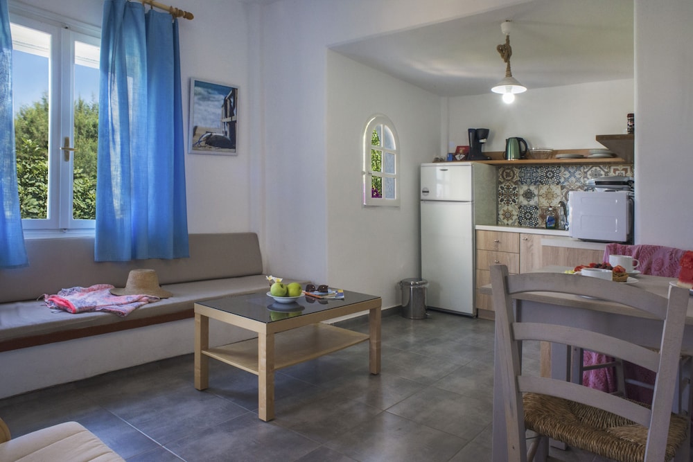 Sitia Oceanides 16/37