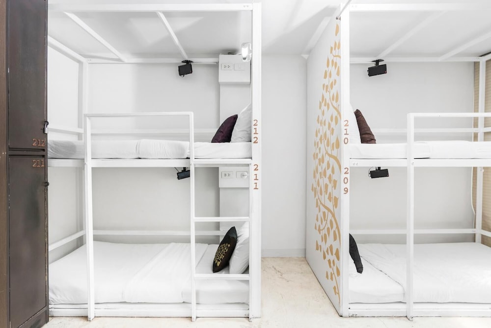 Nappark Hostel 55/55