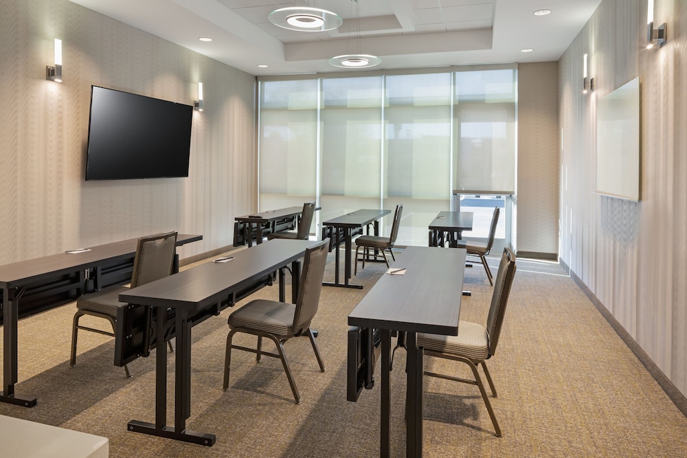 SpringHill Suites by Marriott West Sacramento 30/44