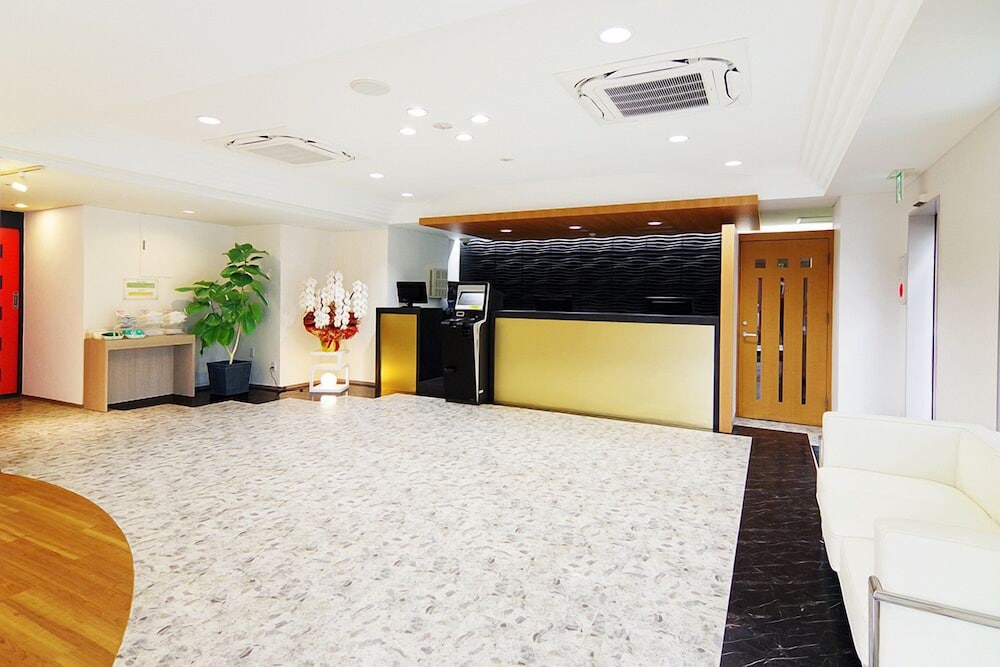 Sasebo Green Hotel 8/40