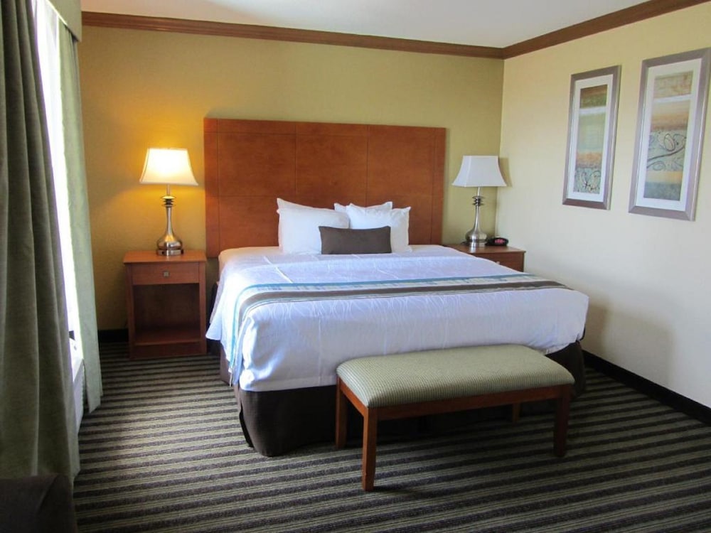 Best Western Plus Seawall Inn and Suites By The Beach 9/24