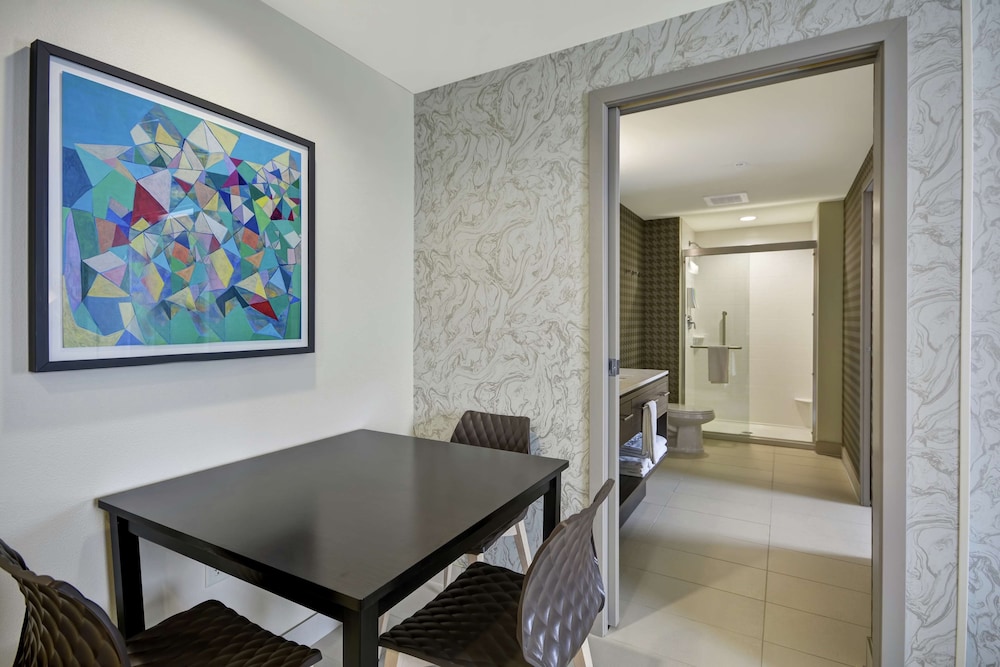 Home2 Suites By Hilton Plymouth Minneapolis 35/57