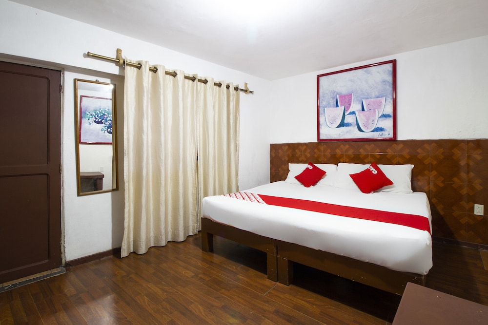 OYO Hotel Brazil, Guadalajara, Estadio Jalisco 8/31