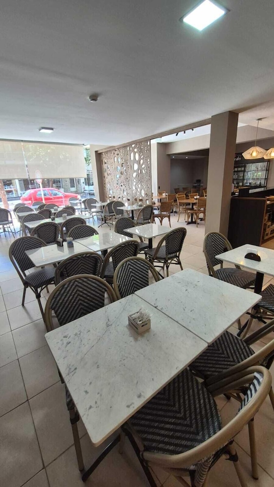 Dakar Hotel Spa 48/60