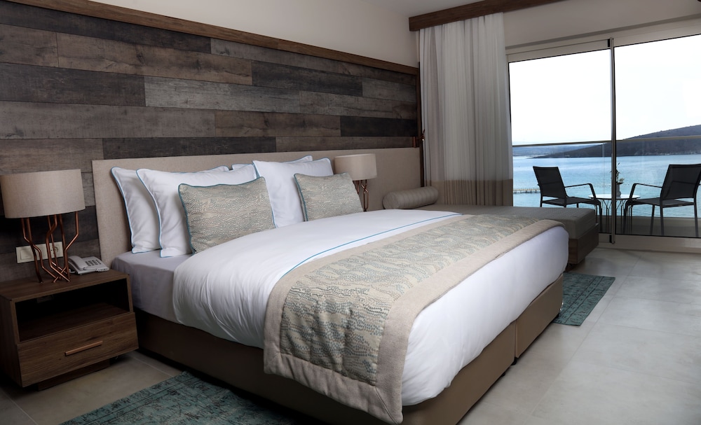 Superior Double Room with Seaview