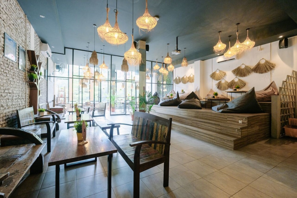 Lopi Hotel 28/36