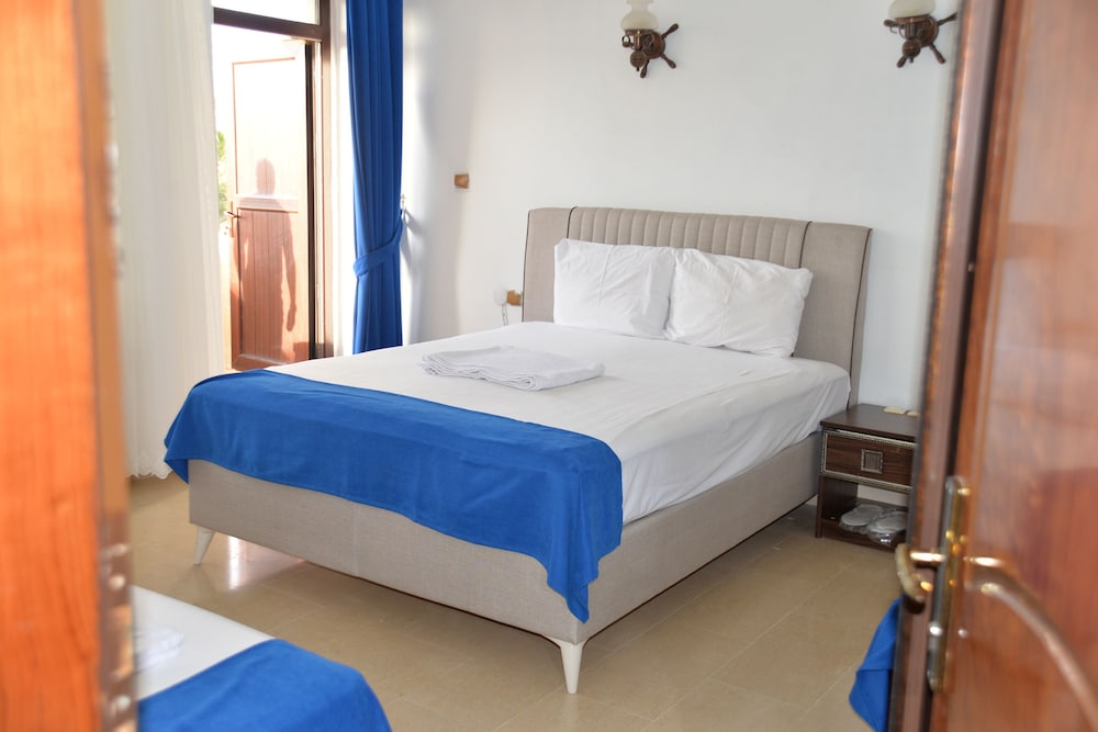 Turabdin Hotel 32/56