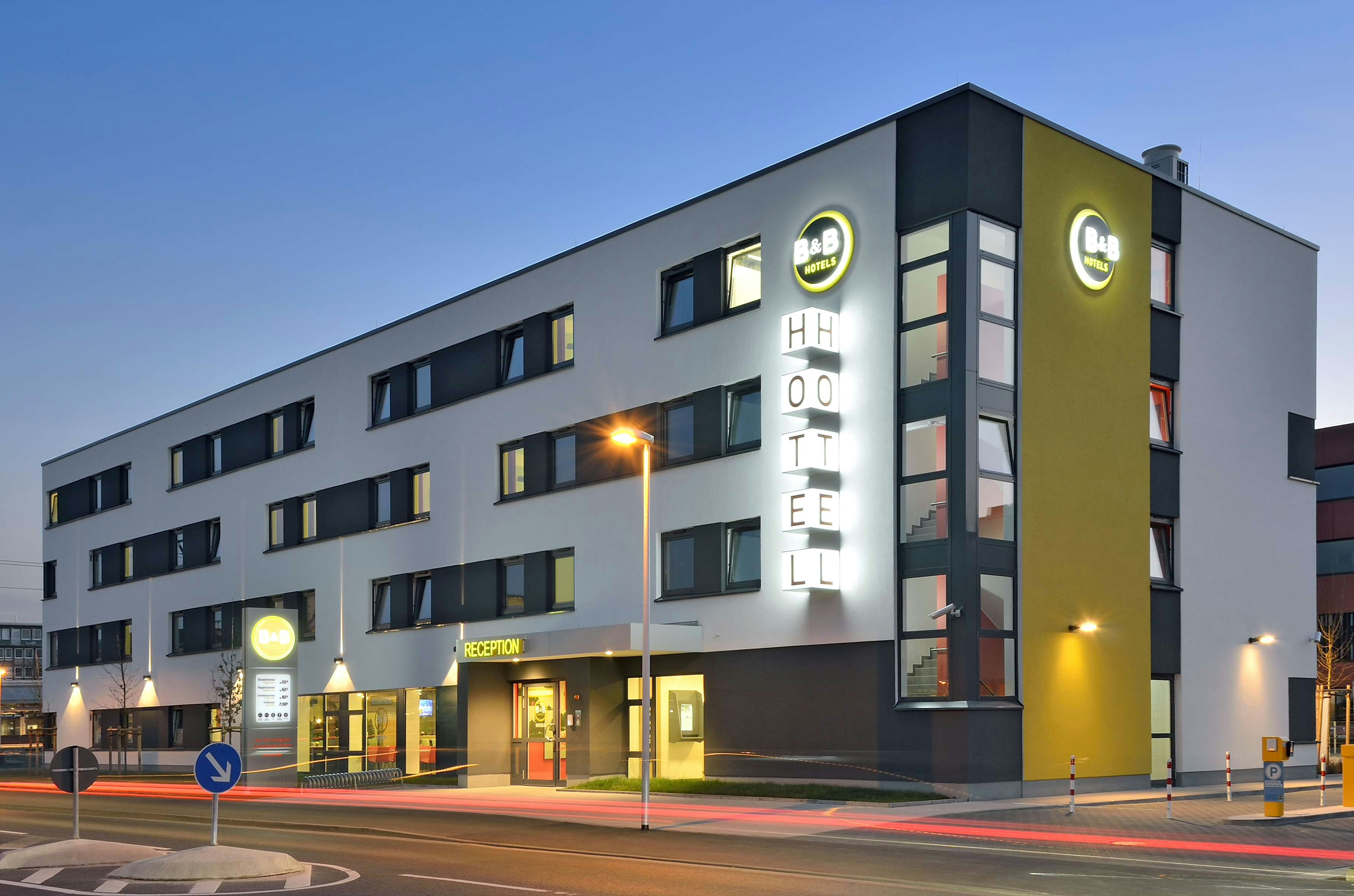 B&B Hotel Aschaffenburg 1/16