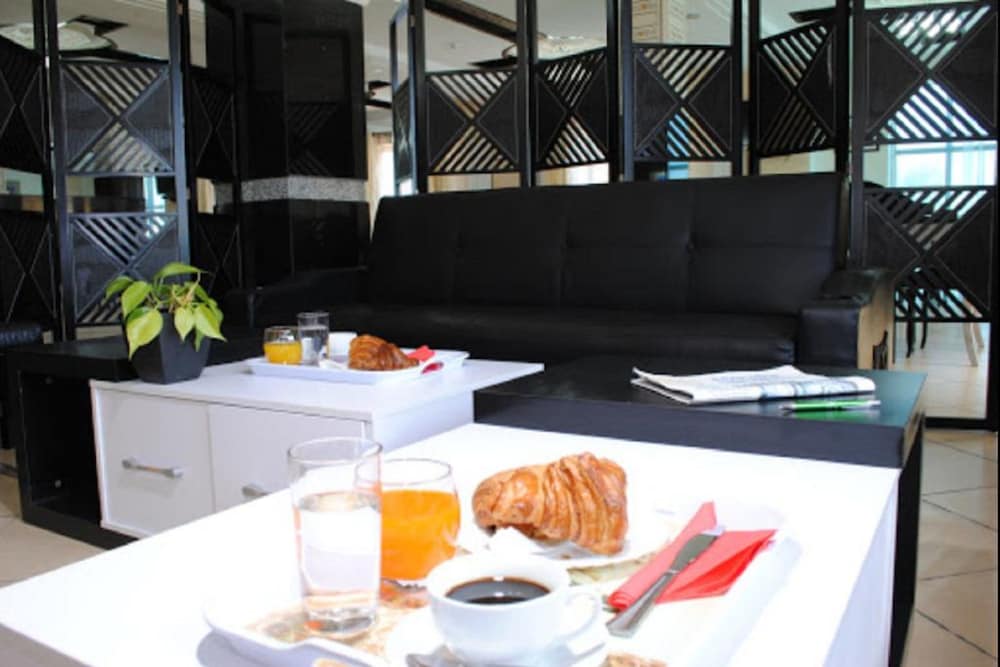 Hotel Maraval Oran 45/50