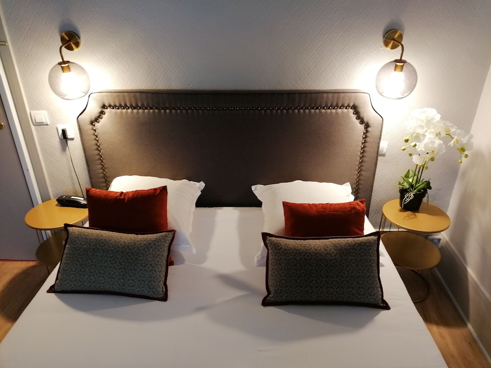 Hotel Des Roys 61/77